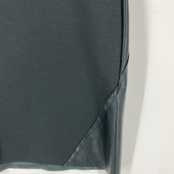 Zara V-Neck Forest Green Faux Leather Short Sleeves A-Line Dress Size Small - Picture 4 of 4